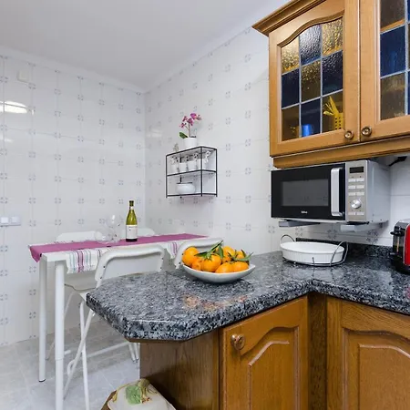Yourhouse Pizarro Apartment *
